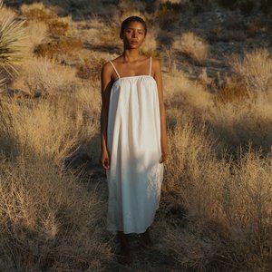 Marta Dress in Silk Noil